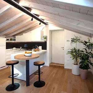 Casa Tonde - Attico In Palazzetto Storico Apartment